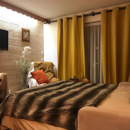 Апартаменты Nid Douillet A La Louvee Комблу Экстерьер фото