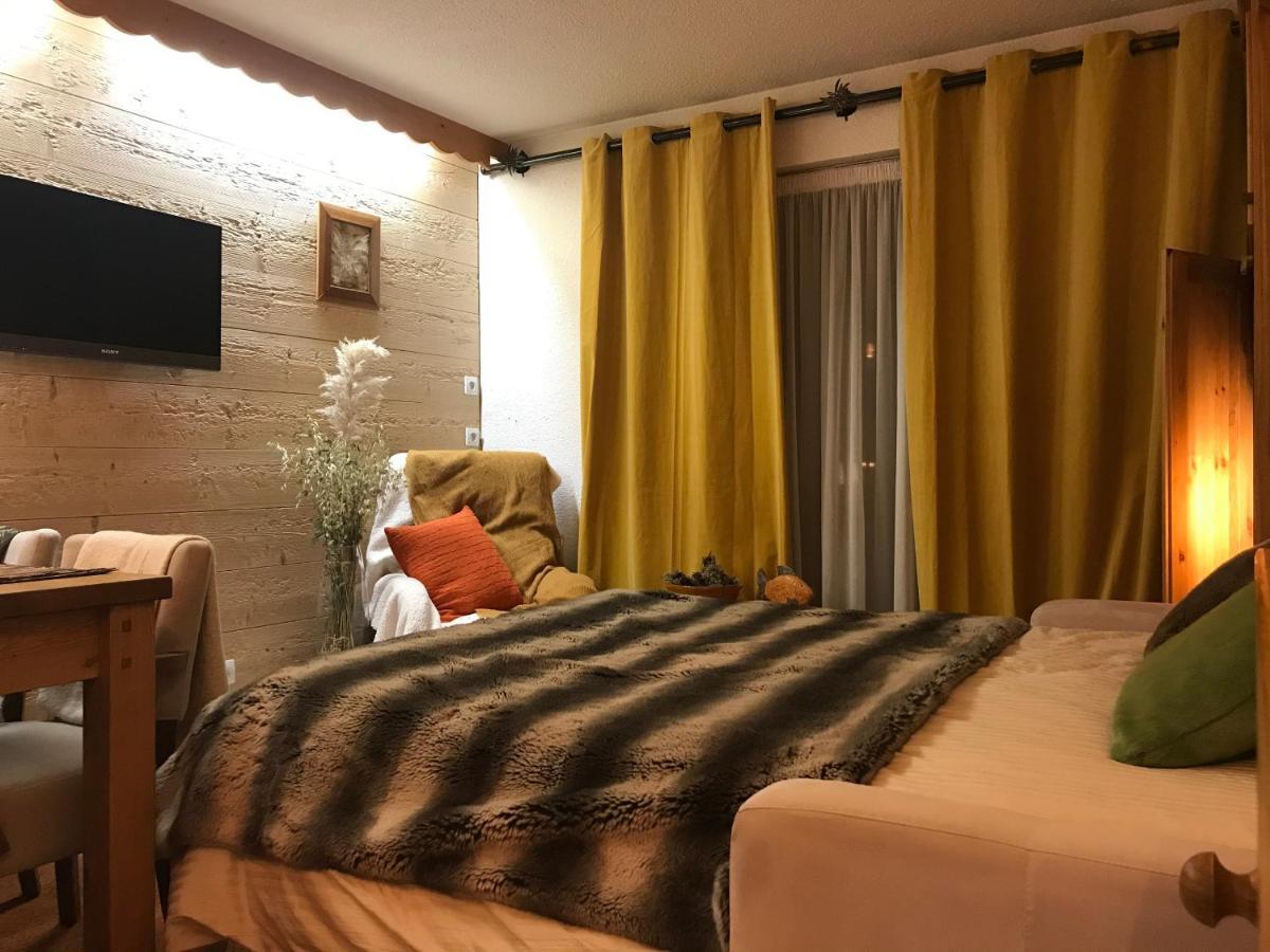Апартаменты Nid Douillet A La Louvee Комблу Экстерьер фото